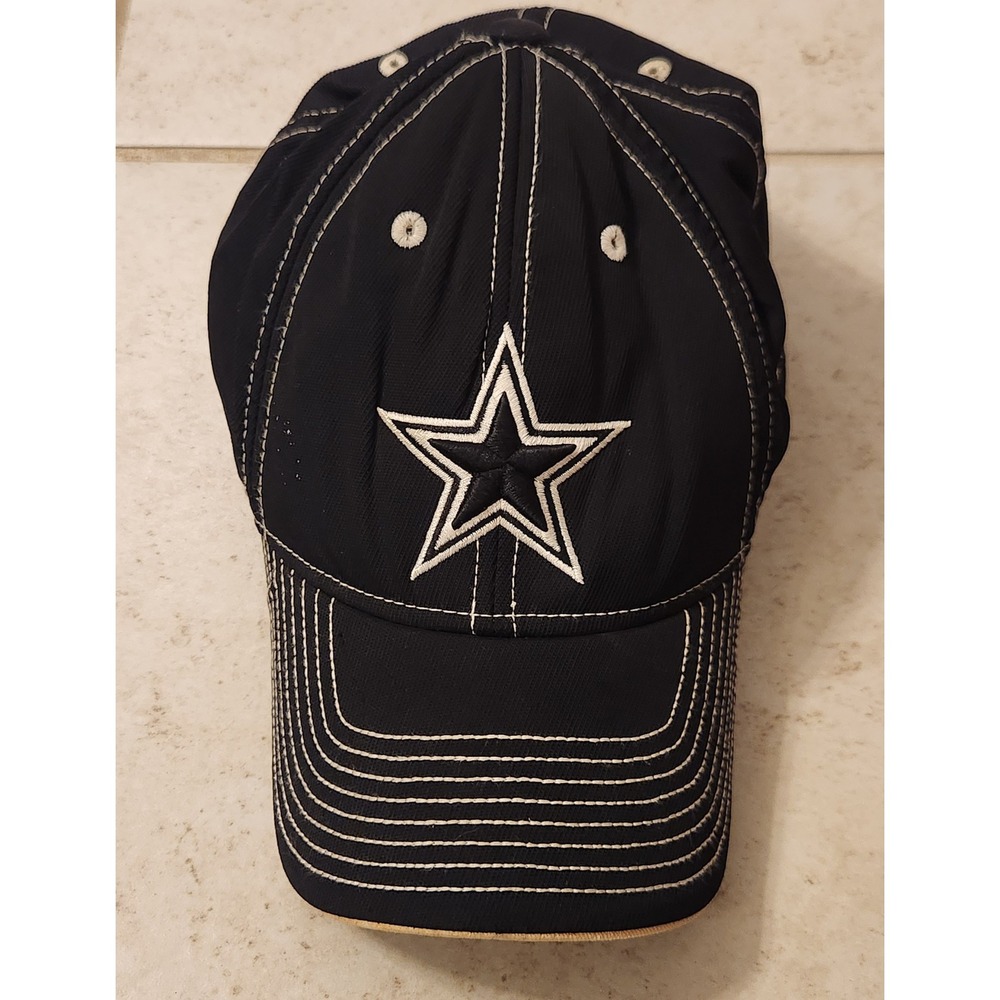 Reebok Dallas Cowboys NFL Team Apparel Navy Blue Stretch Fit Hat Size S/M Star